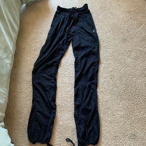 Lululemon Dance Studio Pants regular, size x-small